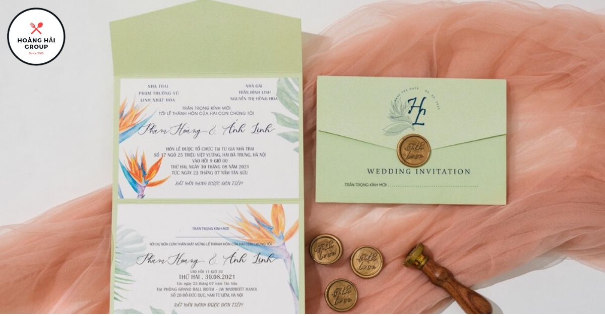 Mẫu thiệp cưới kiểu gập ba