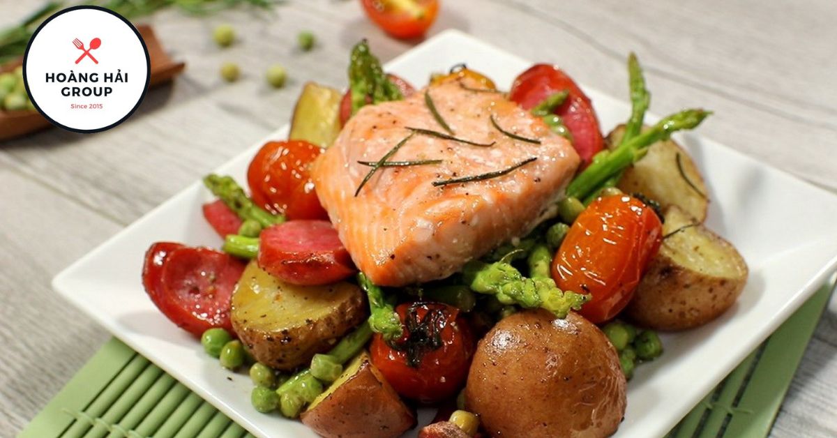 Cá hồi nướng khoai tây