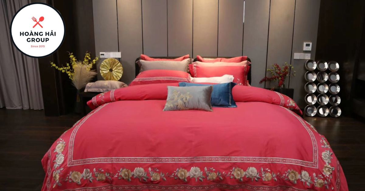 Chăn ga gối đệm cho phòng cưới