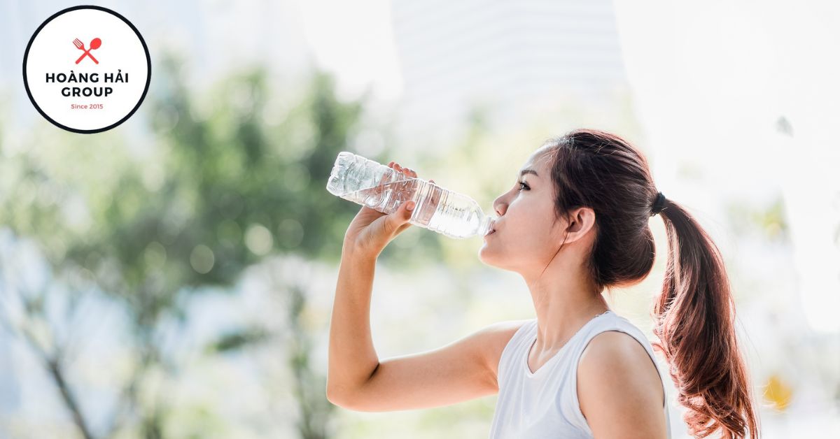 Cung cấp đầy đủ nước cho cơ thể