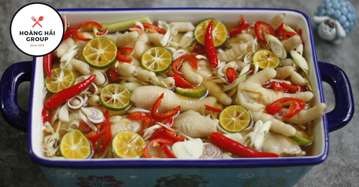 Làm nước ngâm chân gà